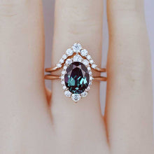 Load image into Gallery viewer, 3 Carat Oval Alexandrite Halo Engagement Ring, Promise Ring For Her, Alexandrite Wedding Ring, 14K Gold Oval Alexandrite Engagement Ring Set