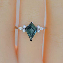 Load image into Gallery viewer, 2.5 Carat Kite Teal Sapphire Engagement Ring. 2.5CT Fancy Shape Moissanite Ring