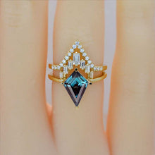 Load image into Gallery viewer, 3 Carat Kite Alexandrite Halo 14K Gold Engagement Ring, Eternity Ring Set