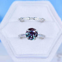 Load image into Gallery viewer, 2 Carat Alexandrite  Engagement Eternity Gold Rings Set
