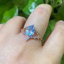 Load image into Gallery viewer, 2 Carat Pear Shape Natural Aquamarine Floral Gold Ring