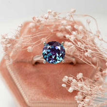 Load image into Gallery viewer, Giliarto 3.5 Carat Alexandrite Stone 14K White Gold Ring