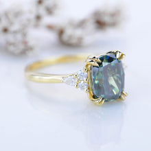 Load image into Gallery viewer, 2.5Ct Cushion Green Moissanite Vintage Engagement Ring, Cushion Moissanite Engagement Ring, Marquise Side Accents Stones 14K Rose Gold Ring