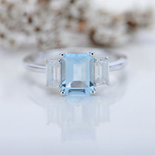 Load image into Gallery viewer, 3Ct Emerald cut Aquamarine ring, Aquamarine three stone ring, natural aquamarine and moissanite ring, genuine aquamarine emerald cut ring