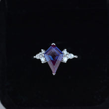 Load image into Gallery viewer, 3 Carat Kite Alexandrite Engagement Ring. 3CT Fancy Shape Alexandrite Ring