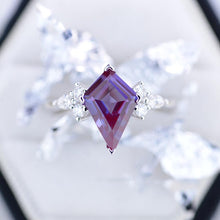 Load image into Gallery viewer, 3 Carat Kite Alexandrite Engagement Ring. 3CT Fancy Shape Alexandrite Ring