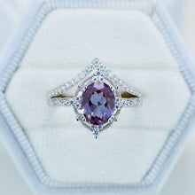 Load image into Gallery viewer, 14K White Gold Ring 2CT Oval Vintage Wedding Ring, Oval Alexandrite Halo Engagement Ring Set