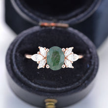 Load image into Gallery viewer, 1.5 Carat Oval Green Moss Agate Cluster 14K Rose Gold Ring