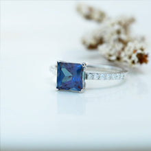 Load image into Gallery viewer, 2 Carat Princess Cut Alexandrite Giliarto Engagement Ring