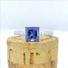 Load image into Gallery viewer, 2 Carat Princess Cut Alexandrite Giliarto Engagement Ring