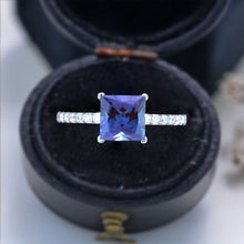 Load image into Gallery viewer, 2 Carat Princess Cut Alexandrite Giliarto Engagement Ring