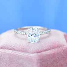Load image into Gallery viewer, 2 Carat Oval Diamond Imitation Gem Engagement Ring