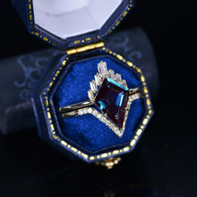 Load image into Gallery viewer, 14K Gold 4 Carat Kite Alexandrite Halo Engagement Ring, Eternity Ring Set