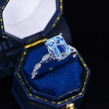 Load image into Gallery viewer, 3 Carat Emerald Shape Step Cut Natural Aquamarine Luxury Vintage Ring