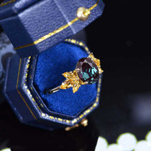 Load image into Gallery viewer, 14K Yellow Gold 2 Carat Oval Alexandrite Halo Citrine Vintage Cluster Engagement Ring