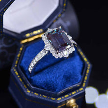 Load image into Gallery viewer, 3 Carat Cut Alexandrite Halo Gold Engagement Ring