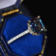 Load image into Gallery viewer, 3 Carat Carat Oval Alexandrite Ring, Hidden Halo Rose Gold Engagement Ring