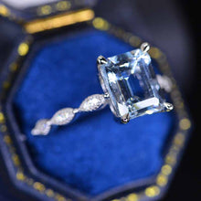 Load image into Gallery viewer, 2Ct Emerald cut Aquamarine ring, Aquamarine solitaire ring, natural aquamarine ring, genuine aquamarine emerald cut vintage ring