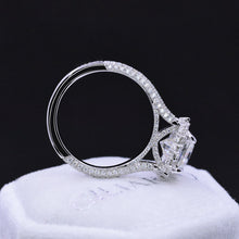 Load image into Gallery viewer, 4Ct Moissanite Engagement Ring Halo Radiant Cut Moissanite Engagement Ring