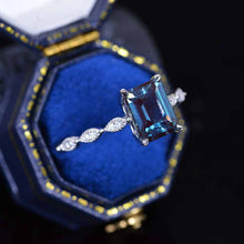 Load image into Gallery viewer, 3 Carat Emerald Cut Alexandrite Luxury Vintage Ring