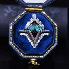 Load image into Gallery viewer, 4 Carat Kite Alexandrite Halo Engagement Ring, Eternity Ring Set
