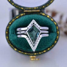 Load image into Gallery viewer, 3 Carat Kite Vintage Kite Cut Teal Sapphire Halo Engagement Ring, Three Rings Set