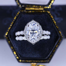 Load image into Gallery viewer, 14K Solid Gold Ring 1.5CT Oval Moissanite Wedding Ring Moissanite Halo Engagement Ring Anniversary Promise Eternity Gold Ring Set