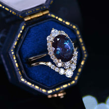 Load image into Gallery viewer, 3 Carat Oval Alexandrite Halo Engagement Ring, Promise Ring For Her,  Alexandrite Wedding Ring, 14K Gold Oval Alexandrite Engagement Ring Set