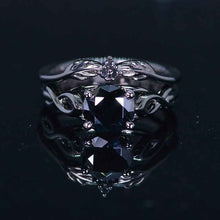 Load image into Gallery viewer, Black Moissanite Lattice Black Gold Celtic Engagement Ring Set
