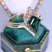 Load image into Gallery viewer, 14K Yellow Gold 5 Carat Kite Teal Sapphire Halo Engagement Ring, Eternity Ring Set