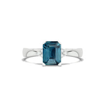 Load image into Gallery viewer, 3.5 Carat Teal Sapphire Emerald Cut Engagement Gold Ring.