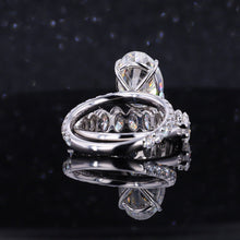 Load image into Gallery viewer, 4 Carat Oval Cut Giliarto Moissanite White Gold Engagement Ring Set