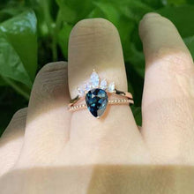 Load image into Gallery viewer, 3 Carat Pear Cut Teal Sapphire Rose Gold Ring- Two Ring Set