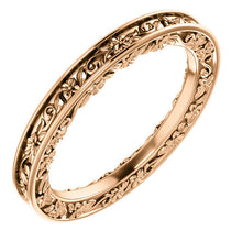 Load image into Gallery viewer, 14K Yellow Gold Floral-Inspired Band