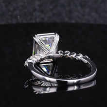 Load image into Gallery viewer, 4Ct Alexandrite Engagement Ring