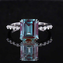 Load image into Gallery viewer, 4Ct Alexandrite Engagement Ring