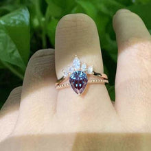 Load image into Gallery viewer, 14K Solid Rose Gold Dainty Alexandrite Ring Set, 3ct Pear Cut Alexandrite Ring Set, Rose Gold Ring Unique Curved Marquise Cut Ring