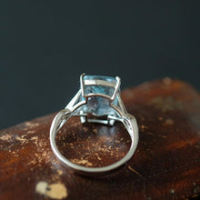 Load image into Gallery viewer, 3Ct Cushion Aquamarine ring, Aquamarine solitaire ring, natural aquamarine ring, genuine aquamarine cushion cut vintage ring