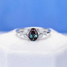 Load image into Gallery viewer, Oval Alexandrite Engagement Ring Set