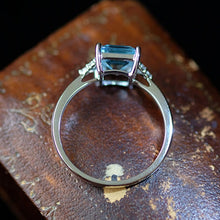 Load image into Gallery viewer, 3Ct Emerald cut Aquamarine ring, Aquamarine solitaire ring, natural aquamarine ring, genuine aquamarine emerald cut vintage ring