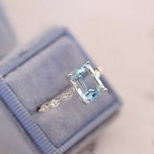 Load image into Gallery viewer, 2Ct Emerald cut Aquamarine ring, Aquamarine solitaire ring, natural aquamarine ring, genuine aquamarine emerald cut vintage ring