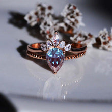 Load image into Gallery viewer, Pear Cut Alexandrite Ring- Two Ring Set