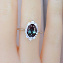 Load image into Gallery viewer, 3 Carat Oval 9x7 Alexandrite Halo Engagement Ring, Promise Ring For Her, Alexandrite Wedding Ring, Engagement Ring