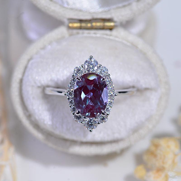 Why Choose an Oval Alexandrite Engagement Ring?