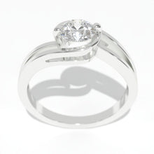 Load image into Gallery viewer, 0.7 Carat Diamond White Gold Engagement Ring
