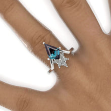 Load image into Gallery viewer, 2.5 Carat Kite Alexandrite Engagement Ring. 2.5CT Fancy Shape Alexandrite Ring
