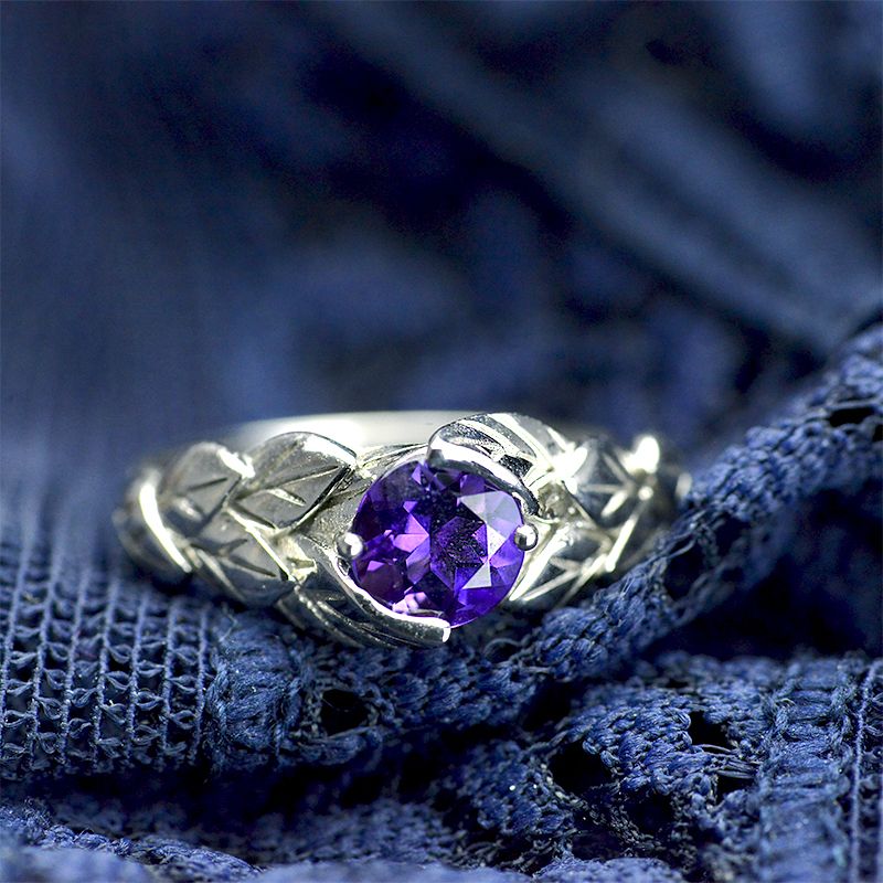 14K  White Gold 1.0 Carat Amethyst Leaf Engagement Ring-6mm Round