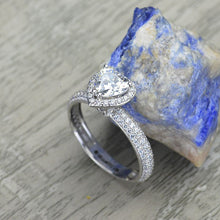 Load image into Gallery viewer, &#39;&#39;Carmen&#39;&#39; Heart Halo Moissanite 14K Gold Moissanite Engagement Ring
