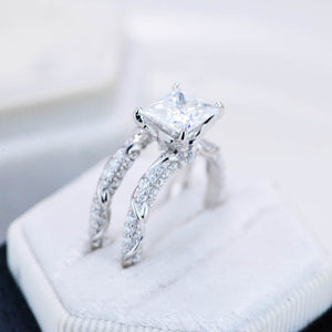 2 Carat Princess Cut Giliarto Moissanite Diamond White Gold Floral Engagement Ring Set