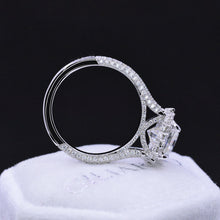 Load image into Gallery viewer, 4Ct Moissanite Engagement Ring Halo Radiant Cut Moissanite Engagement Ring
